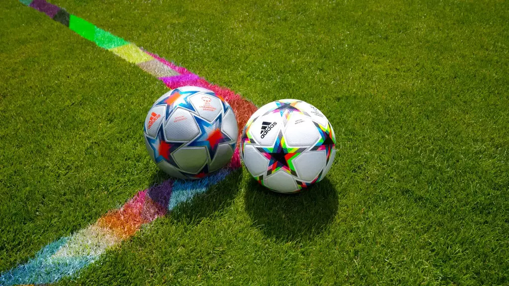 УЕФА представили новый мяч к Лиге Чемпионов 2022/2023